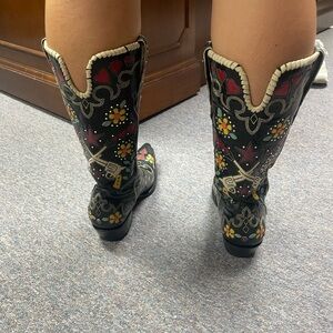 Old Gringo Size 9 boots